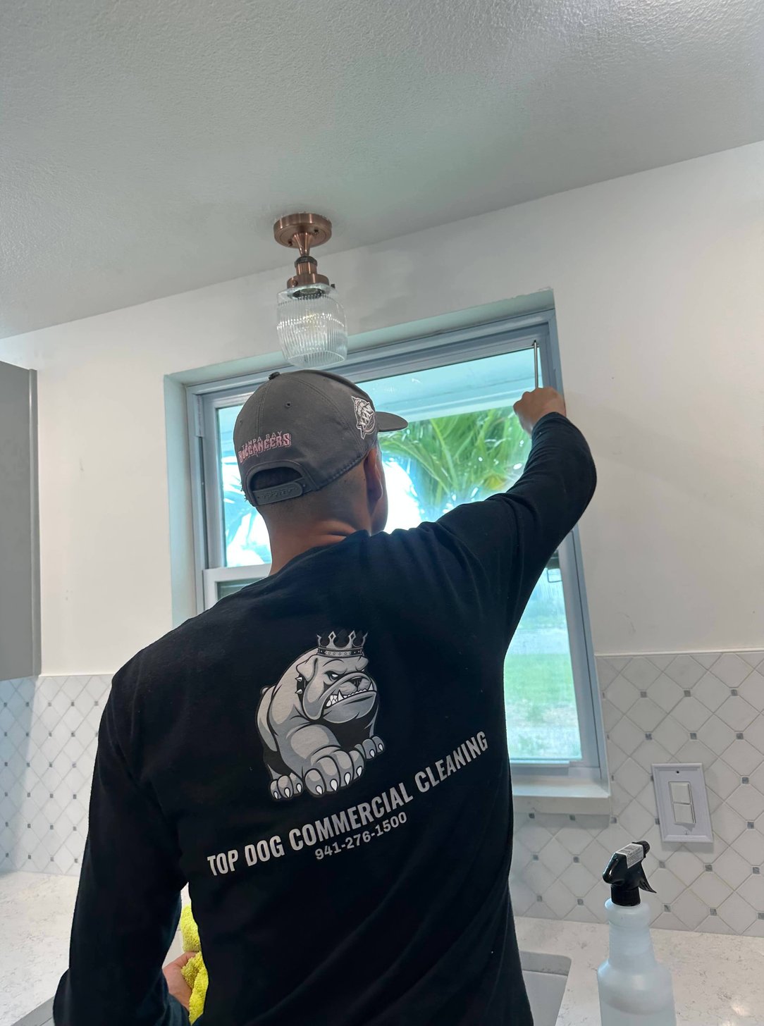 Commercial cleaning services in Englewood Florida